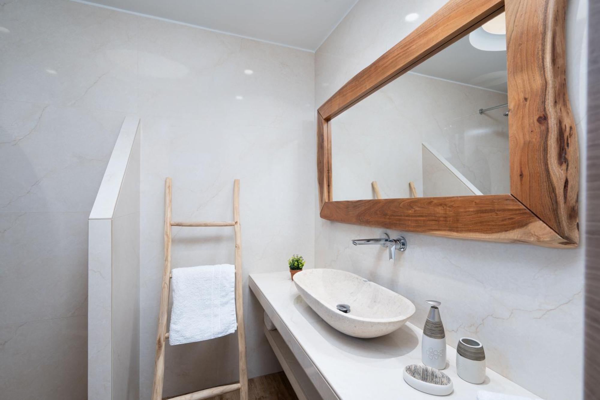 Pithos Apartments Вотон Экстерьер фото