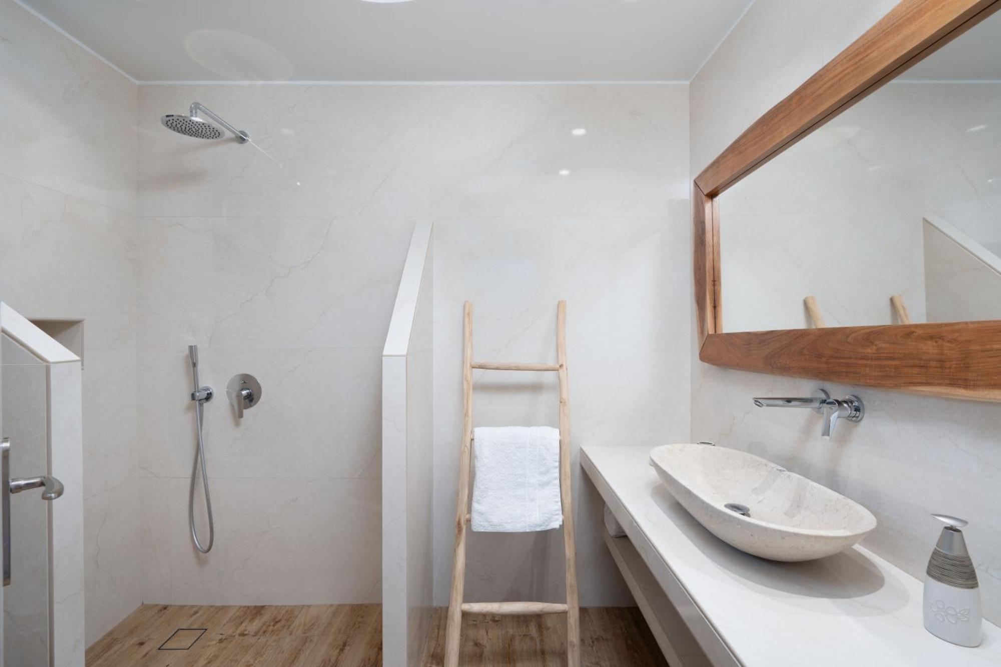 Pithos Apartments Вотон Экстерьер фото