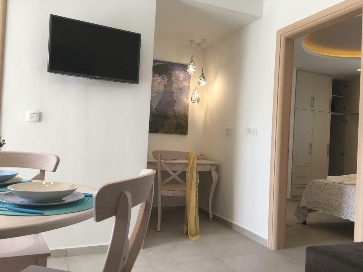 Pithos Apartments Вотон Экстерьер фото