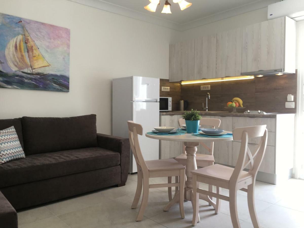 Pithos Apartments Вотон Экстерьер фото